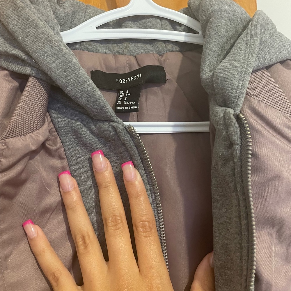Bomber jacket - Picture 2 of 2